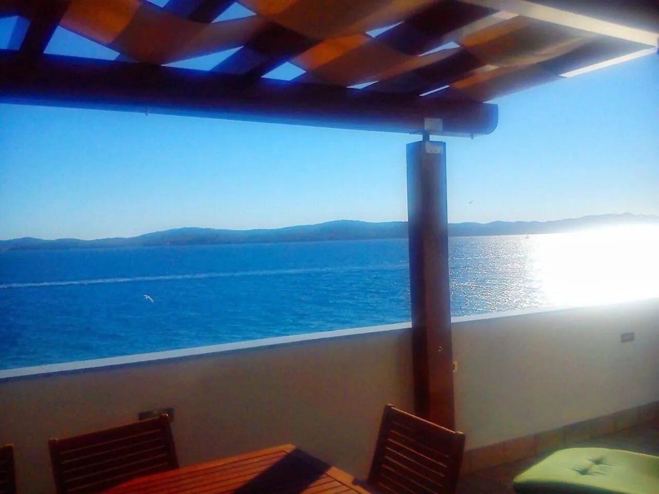 Penthouse Mit Balkon Fuer Fuenf Personen Apartment Bibinje Croatia