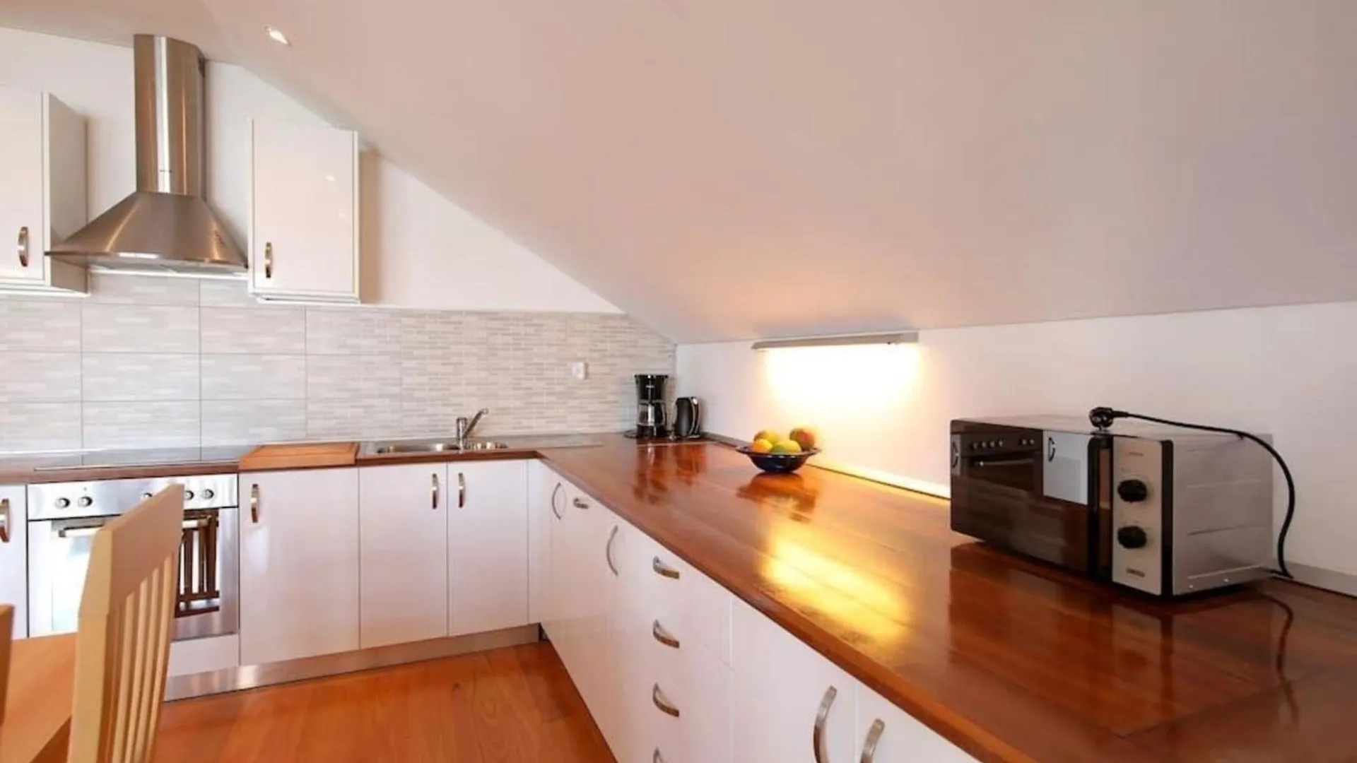 شقة Penthouse Mit Balkon Fuer Fuenf Personen بيبينيا
